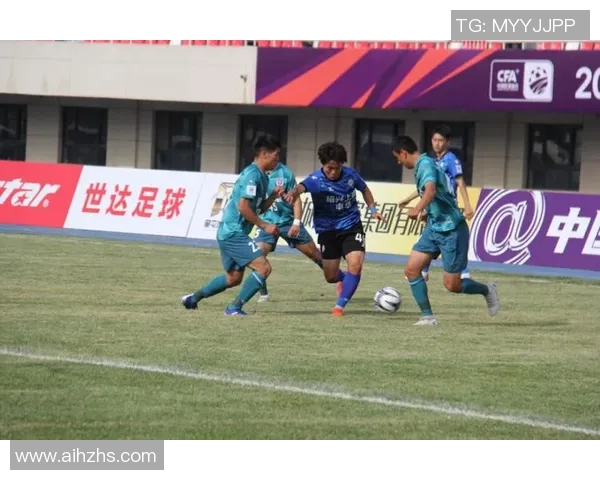 伊犁足球球星排名前十名分析及其在国内外赛场的表现对比